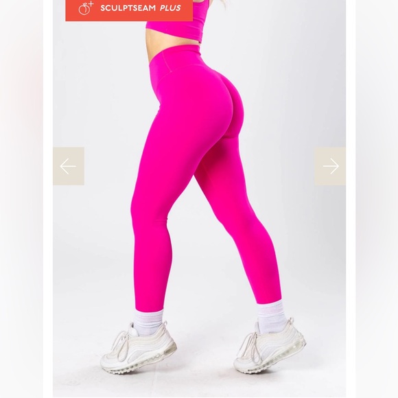 Paragon Fitwear Pants - NWT Original Sculptseam Plus Leggings